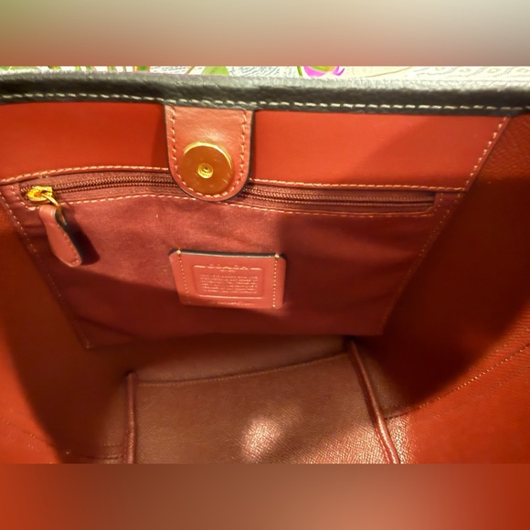 Coach Town Bucket Bag, Like-New! - Picture 11 of 11